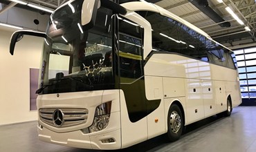 YEN MERCEDES TRAVEGO